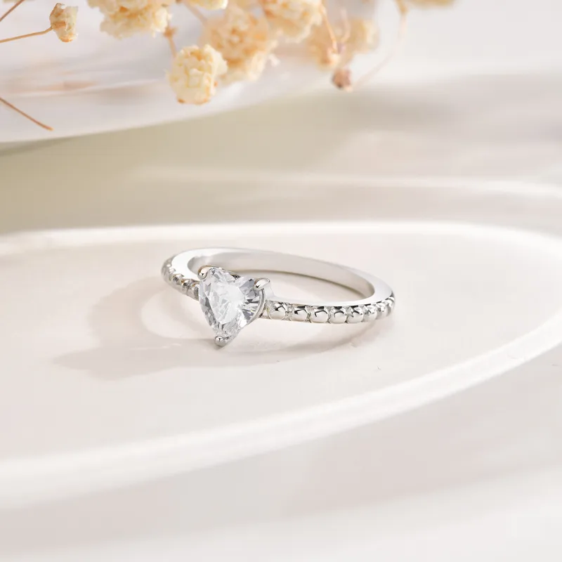 Wholesale PVD Coated Real Gold Plated Heart Shape 304 Stainless Steel Elegant Simple Style Shiny Waterproof Non Tarnish Rings