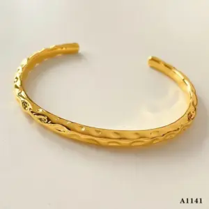 Gold Bracelet A1141