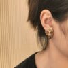 oly-22206bc06cb8a961404bab072b1e1faf Wholesale Retro Hong Kong style circle contrasting color earrings