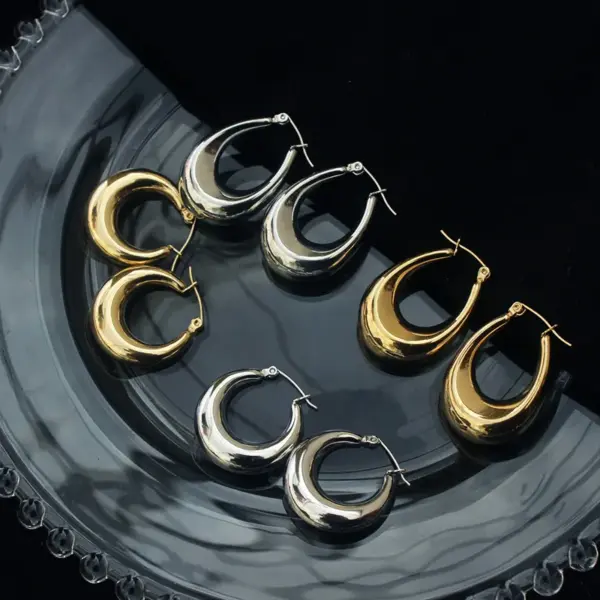 Fashion Solid Color Titanium Steel Hoop Earrings 1 Pair