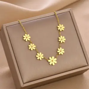 8938-Gold