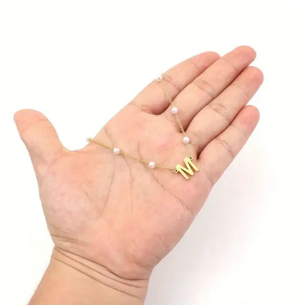 Wholesale PVD Coated Real Gold Plated Letter 201 Stainless Steel 304 Simple Style Classic Waterproof Non Tarnish Pendant Necklace