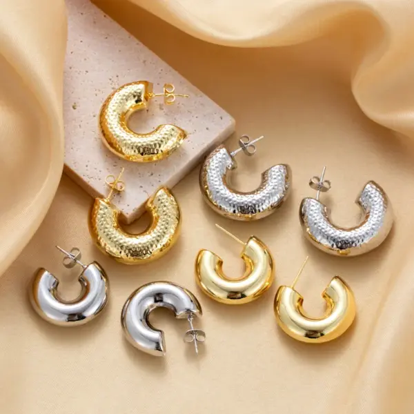 Wholesale 1 Pair Nordic Style French Style Simple Style C Shape Copper Ear Studs