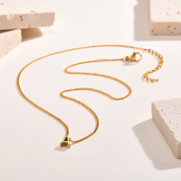 PVD Coated Real Gold Plated 18K Gold Letter 201 Stainless Steel Elegant Waterproof Non Tarnish 201 Stainless Steel Pendant Necklace