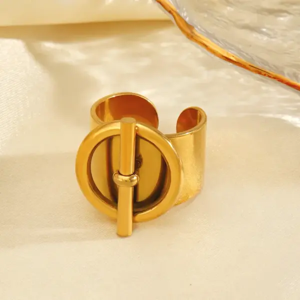 Wholesale Ion Plating (IP) 18K Gold Plated Round 304 Stainless Steel Cute Simple Style Waterproof Non Tarnish Open Rings