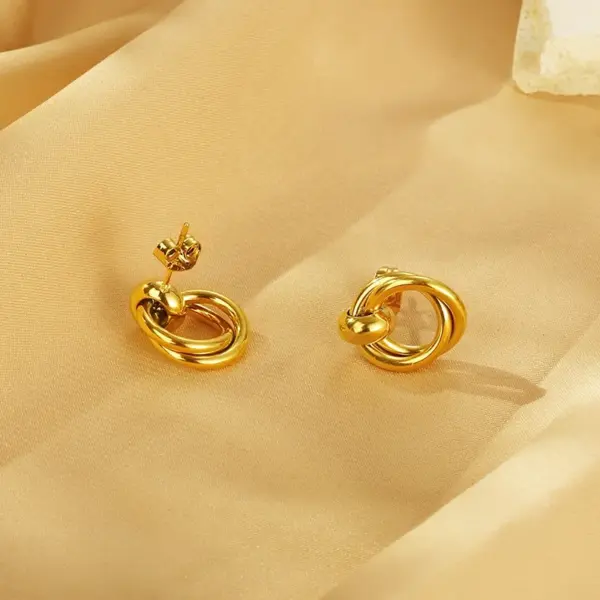 PVD Coated 18K Gold Plated Circle 304 Stainless Steel Simple Style Waterproof Non Tarnish Ear Studs
