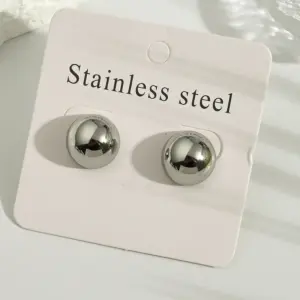 F / 14mm; needle thickness: 0.8mm / 1 pair/package