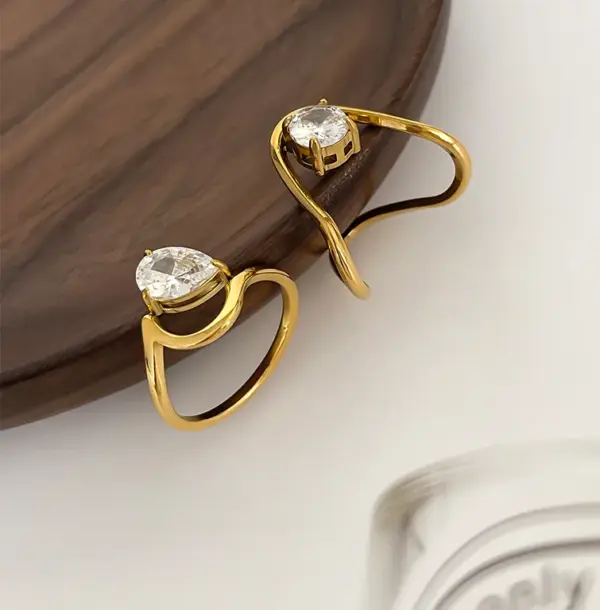 Wholesale 304 Stainless Steel Round Water Droplets PVD Coated Zircon Real Gold Plated Romantic Shiny Waterproof Non Tarnish Surgical Steel Inlay Gold Rings