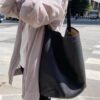 oly-234d2ccbfe33a6324ec3acdbae38f5c4 Wholesale The Row Large-Capacity Bucket Bag Genuine Leather Pebbled Tote Bag for Class and Work Clothing New Therow Shoulder Bag