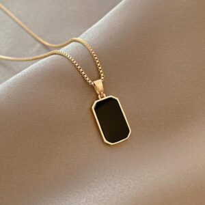 [H316] Black Necklace / Gold