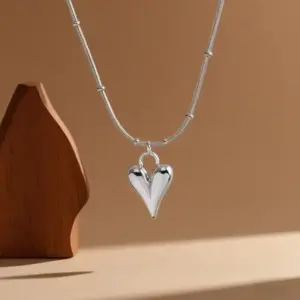 X0395-Pointed Heart-Necklace-Steel Color