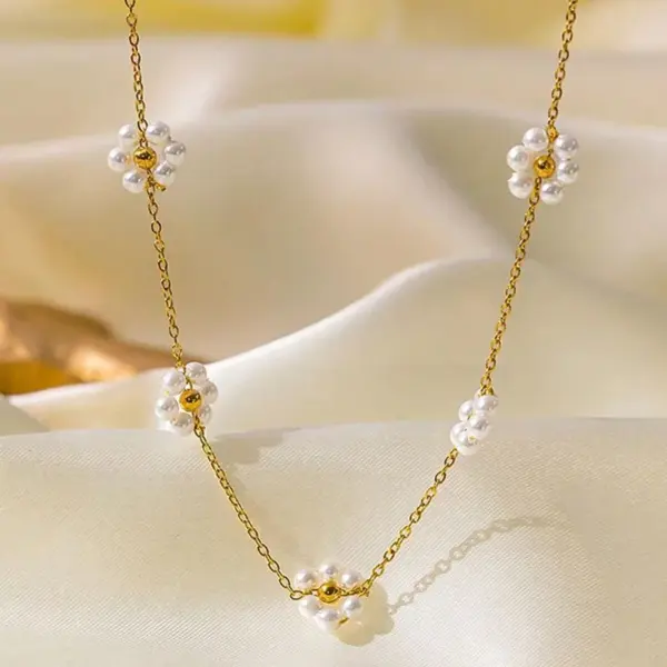 304 Stainless Steel Plastic Flower Ion Plating (IP) Plastic 18K Gold Plated Sweet Waterproof Non Tarnish Inlay Regular Chain Multicolor-Golden Yellow Pendant Necklace