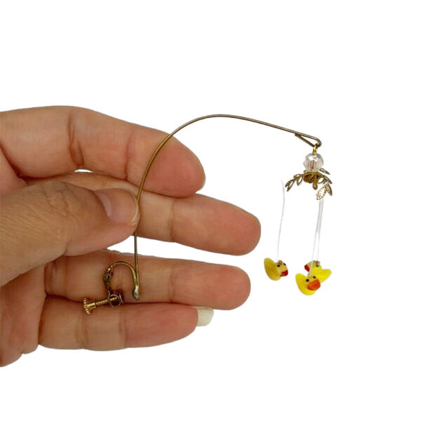 Wholesale 1:12 doll house dollhouse mini model scene children's room accessories yellow duckling hanging bedside toys