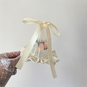 Transparent hat rose