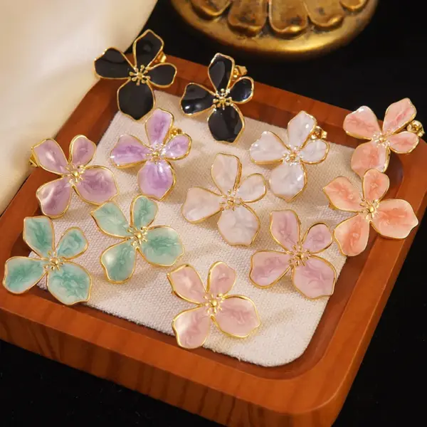 304 Stainless Steel Plastic Flower Electroplating Imitation Gold Elegant Princess Enamel Gold Ear Studs