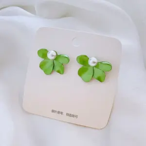 Green Leaf Pearl Earrings