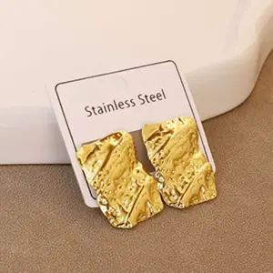 Gold / Average Size / Style 21
