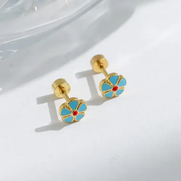 PVD Coated Real Gold Plated 14K Heart Shape Flower 304 Stainless Steel Simple Style Commute IG Waterproof Non Tarnish Small Stud Earrings Ear Studs