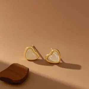 E0395-White Heart-earrings- Gold