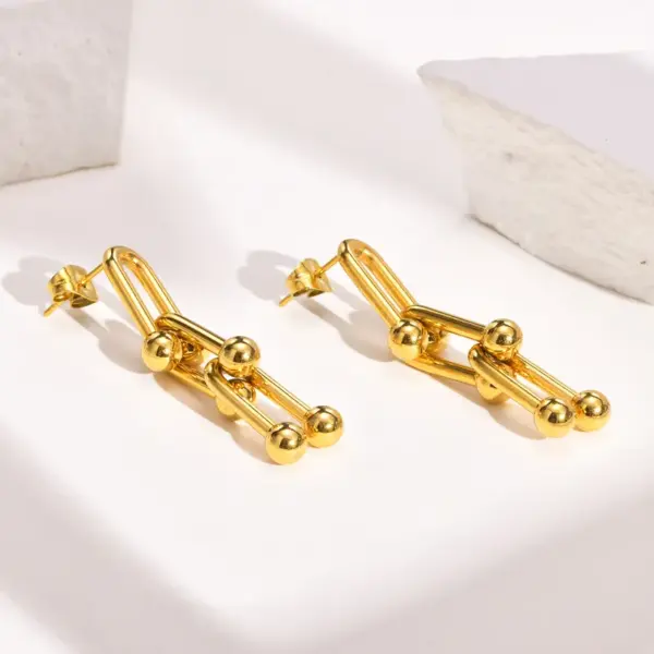 Wholesale PVD Coated Real Gold Plated 18K Gold U Shape 201 Stainless Steel Fashion Waterproof Non Tarnish Drop Earrings