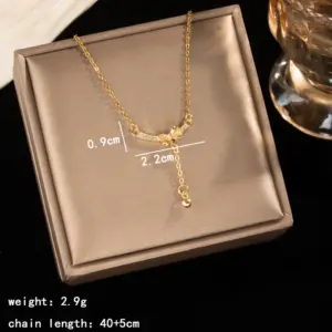 Golden, Smiling Bow Tassel