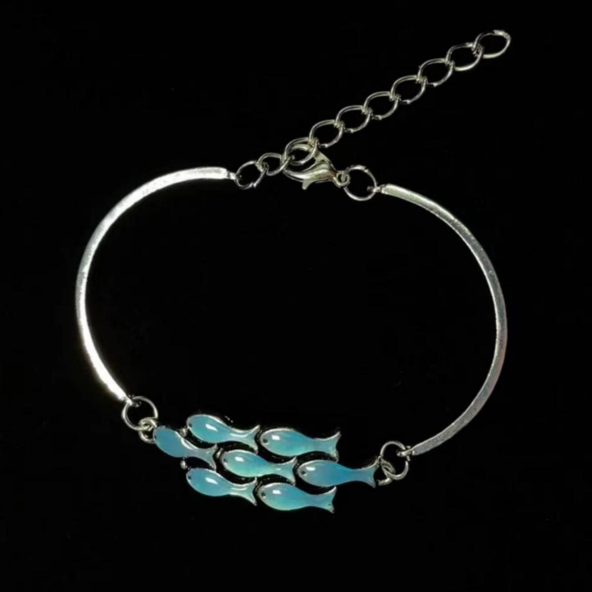 Wholesale Amazon new jewelry vintage sier necklace blue small fish gro bracelet unique jewelry factory direct sales