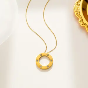 523 Pancake Necklace / Gold