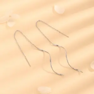 PVD Coated Real Gold Plated 18K Gold Solid Color 304 Stainless Steel Casual Elegant Simple Style Waterproof Non Tarnish 304 Stainless Steel Ear Line