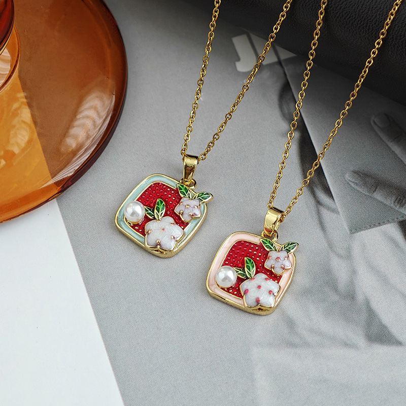 Wholesale New Cross-Mirror Square Flower Necklace for Women, Light Luxury Retro Colorful Enamel Design Clavicle Chain, Exquisite Versatile Aessory