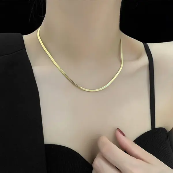 PVD Coated Real Gold Plated 18K Gold Solid Color 304 Stainless Steel Casual Simple Style Waterproof Non Tarnish 304 Stainless Steel Necklace