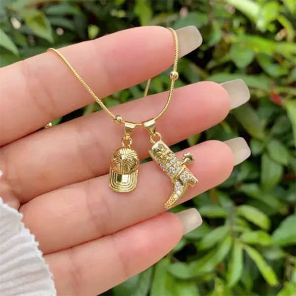 Wholesale 18K Gold Plated Western Cowboy Shoe And Hat Pattern Necklace Creative Daily Wear For Men And Women Multi Style Pendant Necklace Gift