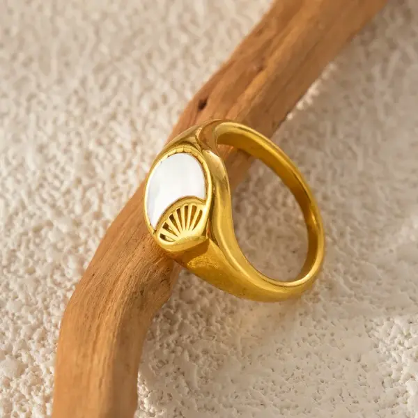 Wholesale PVD Coated 14K Gold Real Gold Plated Round Moon Butterfly 304 Stainless Steel Modern Style Waterproof Non Tarnish Rings