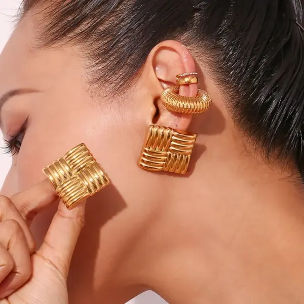 PVD Coated Real Gold Plated Solid Color 304 Stainless Steel Classic Style Waterproof Non Tarnish Ear Studs