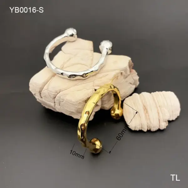 PVD Coated Real Gold Plated 18K Gold Solid Color 304 Stainless Steel Simple Style Streetwear Waterproof Non Tarnish 304 Stainless Steel Bracelets