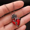Wholesale European and American Love Rose Necklace Gothic Diablo Design Sense Winding Flower Heart-Shaped Clavicle Chain Birthday Gift
