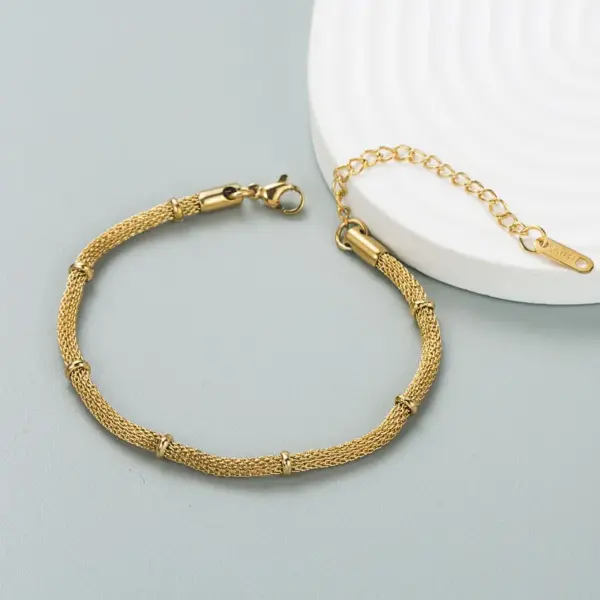 Fashion Geometric 304 Stainless Steel 18K Gold Plated No Inlaid Bracelets In Bulk