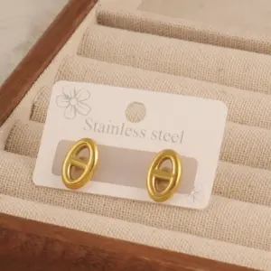 Gold / Average Size / Gold Style 177