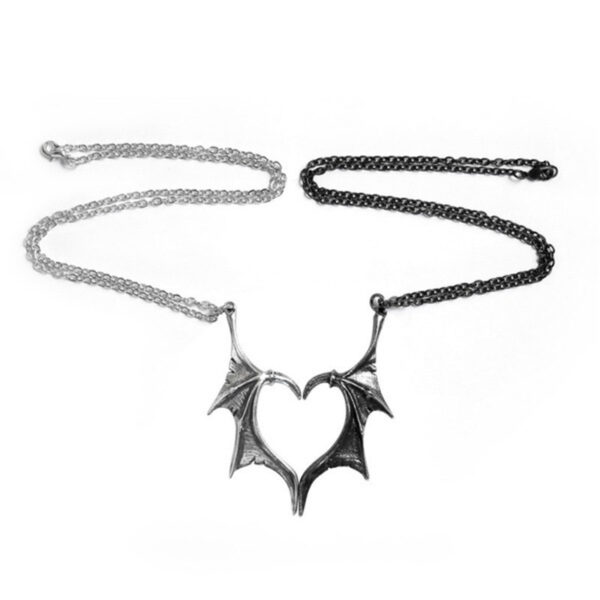 Wholesale Cross-border Foreign Trade Demon Wings Necklace Couple Gothic Retro Punk Hip Hop Metal Pendant Heart-shaped Necklace