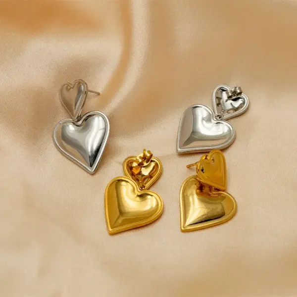 Wholesale PVD Coated 18K Gold Plated Heart Shape Stainless Steel Vintage Style Waterproof Non Tarnish Drop Earrings