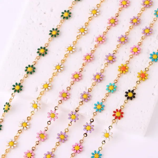 Wholesale Fashion Flower Brass Gold Plated Necklace In Bulk