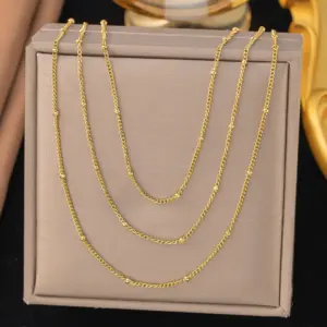 41【H1277】Three-layer Side Chain Necklace / Gold