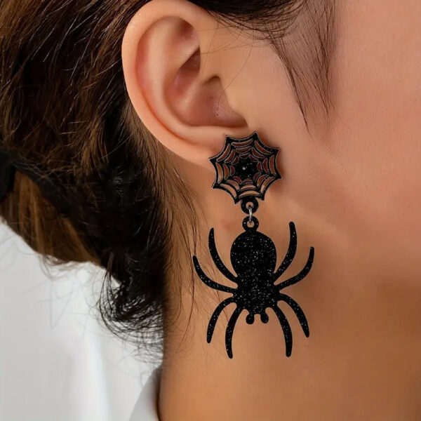 Wholesale Cross-Border Hot Selling Spider Web Earrings Halloween DIY Jewelry Flat Acrylic Horror Black Spider Earrings for Women