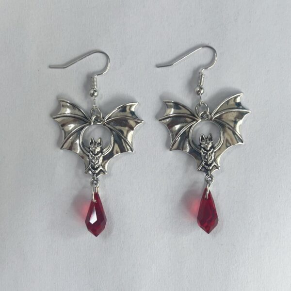 Wholesale New Cross-border Trade Diablo Gothic Punk Style Black Bat Red Crystal Earrings Ladies Halloween