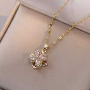 X0057 Gold Four-leaf Flower Necklace