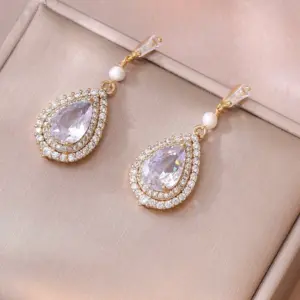 E0113 White Zircon Earrings