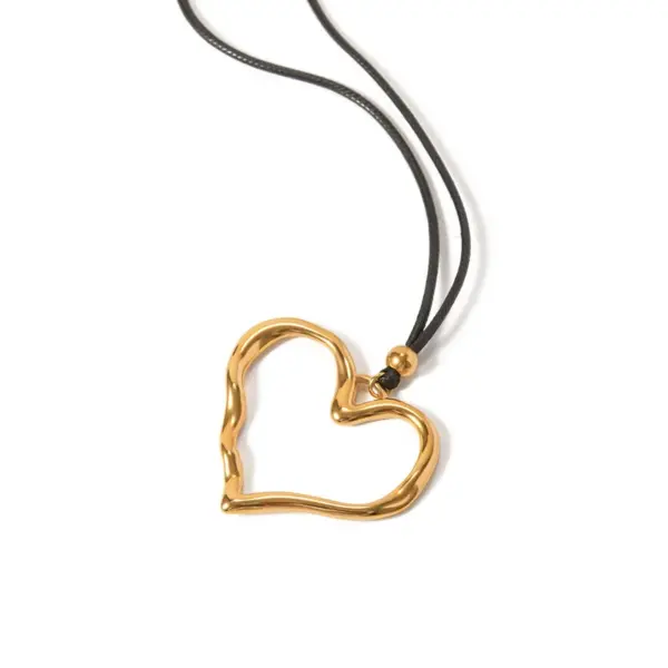 Wholesale Jewelry IG Style Heart Shape Stainless Steel 18K Gold Plated PVD Coated Cord String Necklace