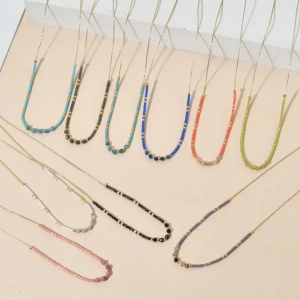 Wholesale Simple Style Geometric Stainless Steel Natural Crystal Glass Necklace In Bulk