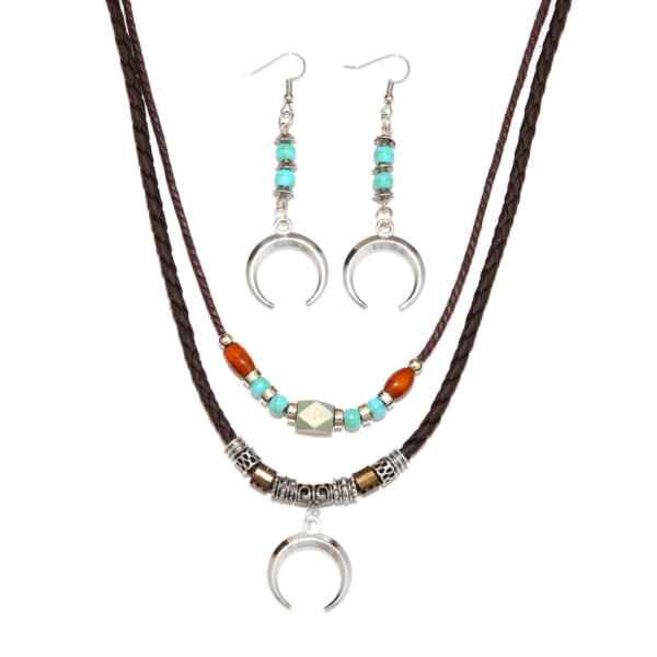 oly-25e63e68829e5d20f34c8f2c05c8978a Wholesale Vintage alloy cross heart wolf tooth pendant beaded necklace