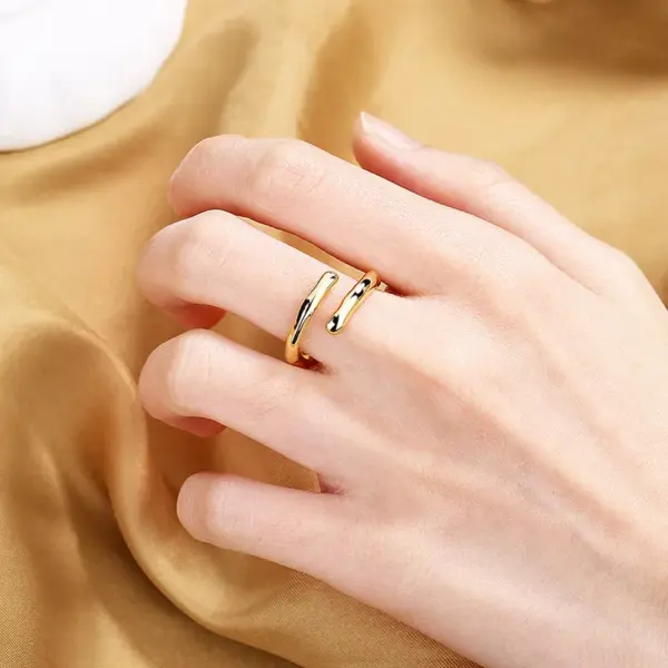 Wholesale 1 Piece Fashion Solid Color Copper Plating Open Ring