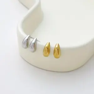 Wholesale PVD Coated 18K Gold Platinum Real Gold Plated Geometric 304 Stainless Steel Simple Style Waterproof Non Tarnish Ear Studs